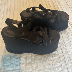 Black dress platform sandals